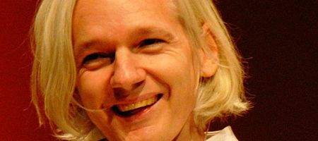 US brands Assange an 'enemy of the state' - just like al-Quaeda