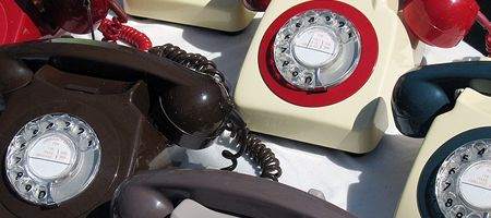Americans turn away from landlines