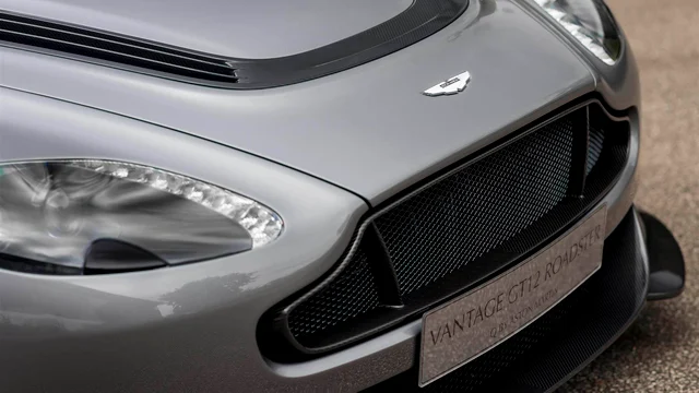 A Glimpse at The Aston Martin Vantage GT12 Roadster