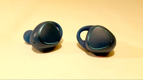 Pricey Headphones For a Pricey iPhone 7, That You Can’t Even Buy Yet