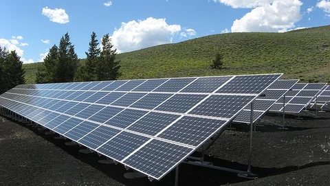 Smart
solar connecting people with clean energy