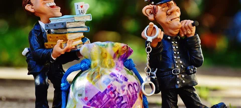 5 Ways Business Owners Can Save A Fortune On Taxes
