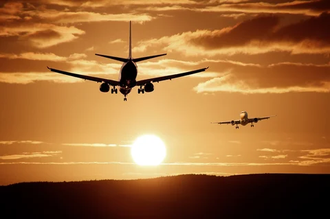 10 Simple Tips to Save Money on Flights