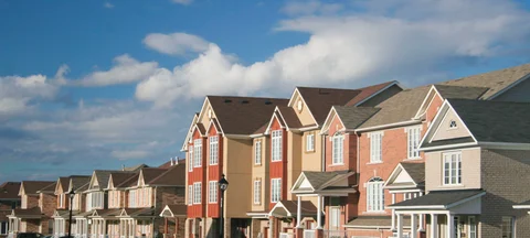 7 Common
Mistakes First Time Home Buyers Need to Avoid