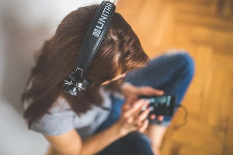 7 Ways to Enhance Your Music Listening Experience
