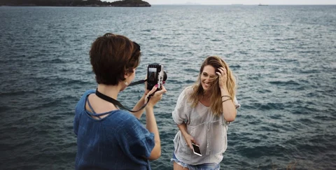 <b>6 Tips for
Taking Perfect Photos on Your Vacations</b>