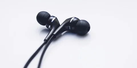 Earbuds