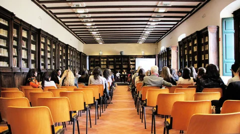 5 Important Functions of Modern Town Hall Meetings