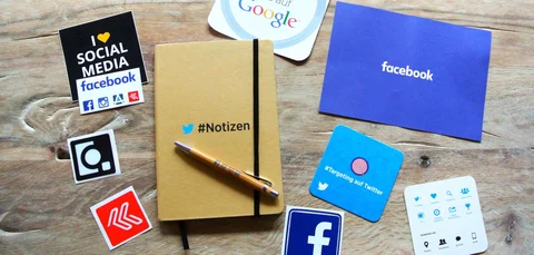 5 Ways Artists Can Use Social Media to Their Advantage