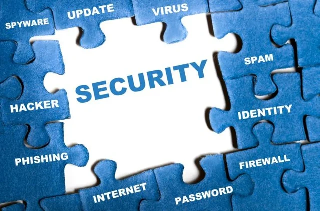 Tips for Staying Safe When Shopping Online This Holiday Season