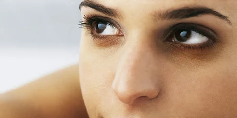 How to choose the right contact lenses