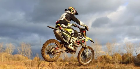 A Guide to Motorcycle Tires for the Budding Rider
