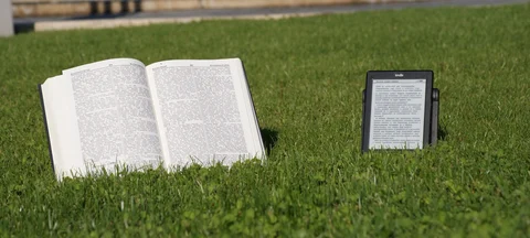 7 Reasons Why eBooks are Better Than Printed Books
