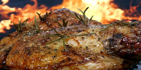 5 Dumb Myths Smart Grillers Believe