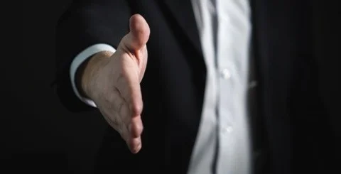 How Salespeople Can Protect Themselves from Fraudsters