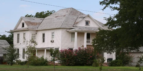 7 Hidden Problems in Old Homes