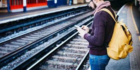 10 Features That Your Travel App Needs To Attract Customers