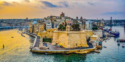 Malta, have fun and learn English