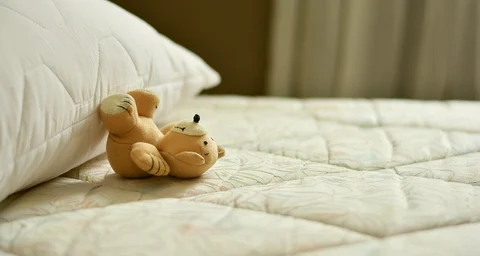 Co-sleeping is good for the mother and the child: helping children grow up better