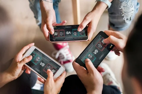 Why Cross-Platform Gaming Will Change Mobile Games for Good