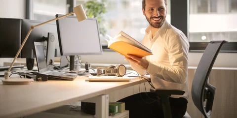 Side Hustle<br>