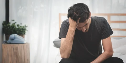 4 Lifestyle Changes to Curb Anxiety Naturally