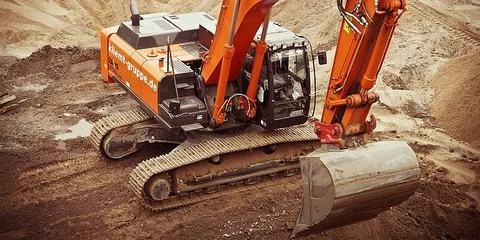 5 Different Types of Excavators