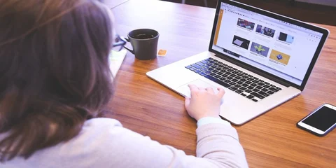 Holiday Marketing Online: 4 Big Lessons from Last Year