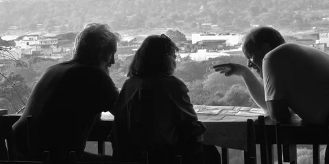 7 Tips to Make Your Home More Senior-Friendly for Aging Parents & Relatives