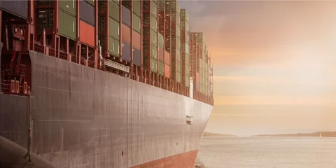 <b>7 Tips to Help You Reduce International Logistics Costs</b>