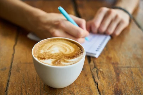 <b>7 Refreshing Coffee Drinks You Can Make at Home</b>