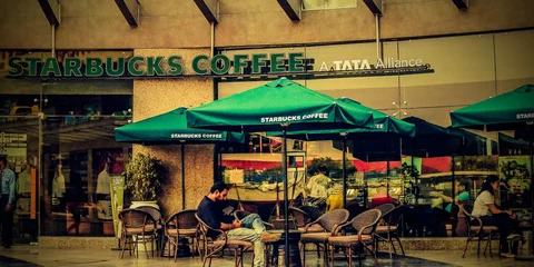 <b>5 Tips for Choosing the Best Custom Canopy</b>
