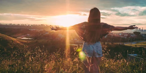 10 Smart Tips to Brighten Up Your Day