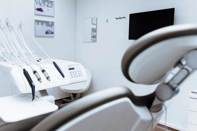 Tips for choosing the right dentist