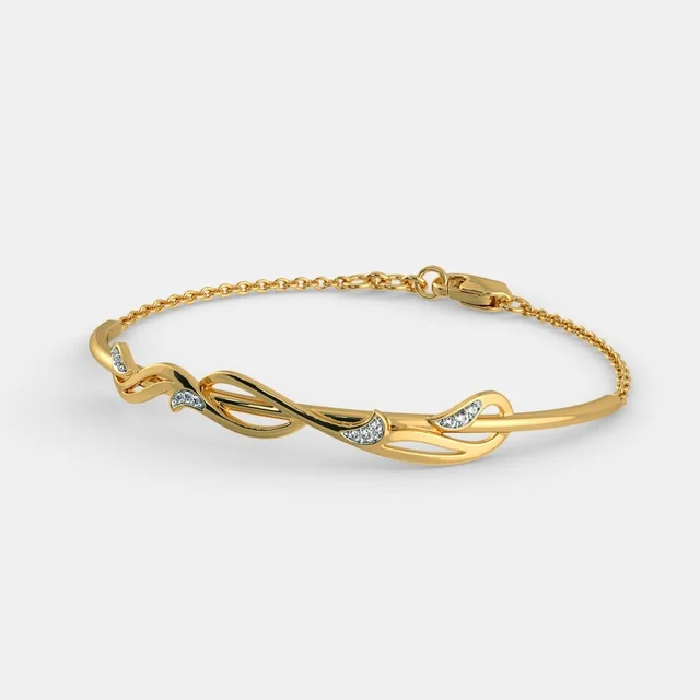 A Guide to Stacking Bracelets Perfectly