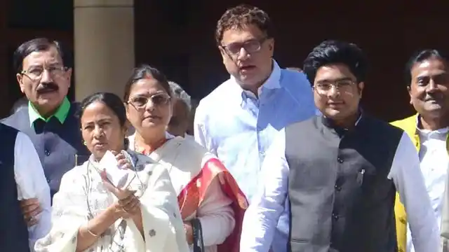 West Bengal Chief Minister Mamata Banerjee (Left) and Trinamool Congress candidate from Daimond Harbour constituency, Abhisek Banerjee (Right) after meeting PM Narendra Modi in Delhi on 9 March 2015. (Photo Courtesy: Facebook.com/AbhishekBanerjeeOfficial)