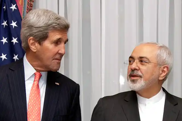US Secretary of State John Kerry (L) and Iran’s Foreign Minister Mohammad Javad Zarif. (Photo: Reuters)
