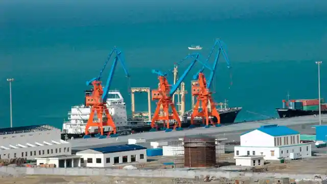 <!--StartFragment-->A ship is seen anchored at Pakistan’s Gwadar deep-sea port on the Arabian Sea. (Photo: Reuters)<!--EndFragment-->