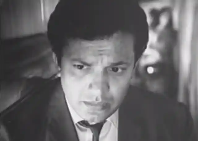 Uttam Kumar in a scene from Satyajit Ray’s <i>Nayak</i>. (Courtesy: <a href="https://www.youtube.com/watch?v=pK5hvo8xws0">Youtube</a>)