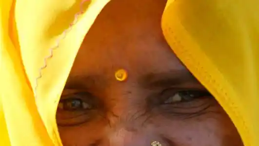 A Dalit woman on the outskirts of Lucknow. (Photo: Reuters)