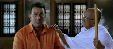 Sanjay Dutt and Dilip Prabhavalkar in <i>Lage Raho Munnabhai</i>