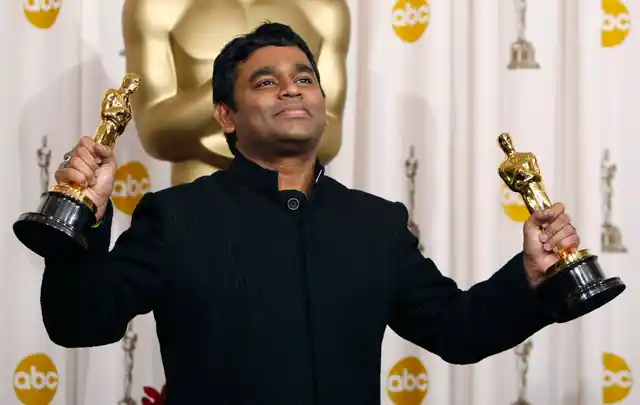 Composer A.R. Rahman displays his Oscars (original song and original score) for his work on the film “Slumdog Millionaire” at the 81st Academy Awards in Hollywood, California, in February 2009. (Photo: Reuters)