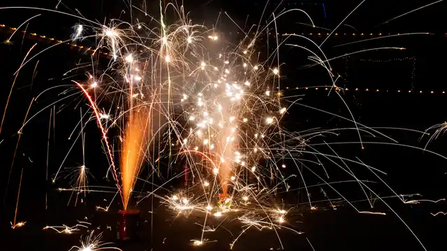 A court ban on firework sales before the Diwali festival didn’t stop New Delhi residents from firing rockets and lighting crackers throughout Diwali night.