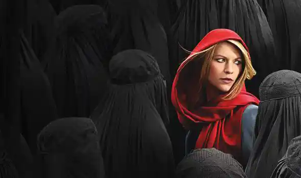 In the season premiere we see Carrie, choosing to lead a normal (?) life in Berlin, away from the action
