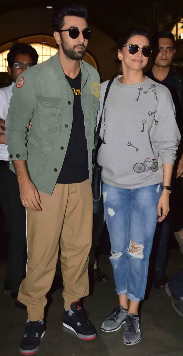 Ranbir Kapoor and Deepika Padukone at Mumbai Central to promote <i>Tamasha </i>(Photo: Yogen Shah)