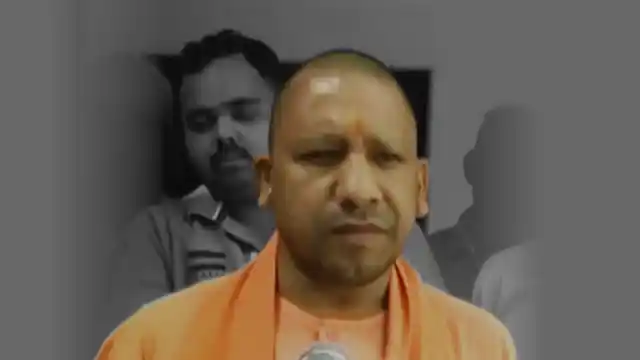BJP MP Yogi Adityanath. (Photo altered by <b>The Quint</b>)