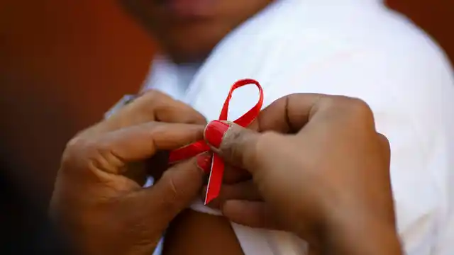 Two days after a woman was allegedly infected by HIV due to a faulty medical procedure at a Tamil Nadu hospital, a similar case has now come to light in Chennai.