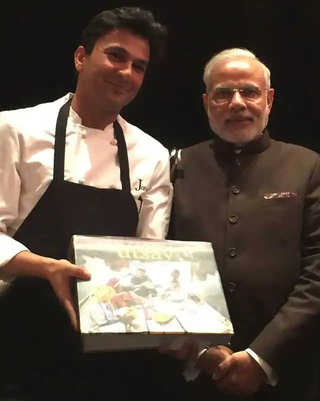 Vikash Khanna with Prime Minister Narendra Modi. (Photo: <a href="https://www.facebook.com/VikasKhannaGroup/timeline?ref=page_internal">Vikas Khanna’s Facebook page</a>)