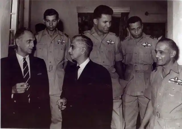 (From left, in uniform) IAF’s Denzil Keelor, Alfred Cooke, Trevor Keelor and Jimmy Goodman at a felicitation given by the Anglo Indian community.