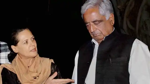 File photo of Chief Minister Mufti Mohammad Sayeed with Congress President Sonia Gandhi during a meeting in New Delhi in October 2002. (Photo: PTI)